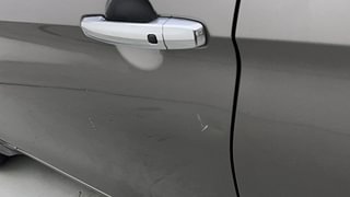 Used 2017 Maruti Suzuki Ciaz Alpha 1.4 MT Petrol Manual dents MINOR DENT