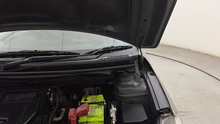 Used 2017 Maruti Suzuki Ciaz Alpha 1.4 MT Petrol Manual engine ENGINE LEFT SIDE HINGE & APRON VIEW