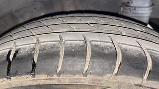 Used 2015 Hyundai Eon Magna 1.0l Petrol MT Petrol Manual tyres LEFT REAR TYRE TREAD VIEW