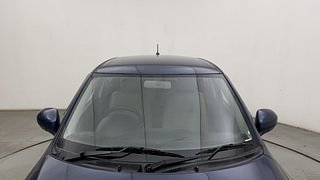 Used 2013 Maruti Suzuki Swift [2011-2017] LXi Petrol Manual exterior FRONT WINDSHIELD VIEW
