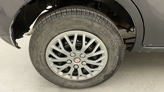 Used 2014 Maruti Suzuki Alto 800 Lxi Petrol Manual tyres RIGHT REAR TYRE RIM VIEW