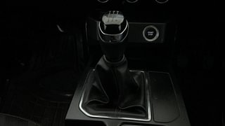 Used 2021 Renault Kiger RXT 1.0 Turbo MT Petrol Manual interior GEAR  KNOB VIEW