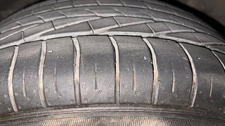 Used 2022 Tata Nexon XZA Plus Diesel Diesel Automatic tyres RIGHT FRONT TYRE TREAD VIEW