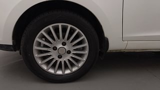 Used 2016 Tata Zest [2014-2019] XT Petrol Petrol Manual tyres LEFT FRONT TYRE RIM VIEW