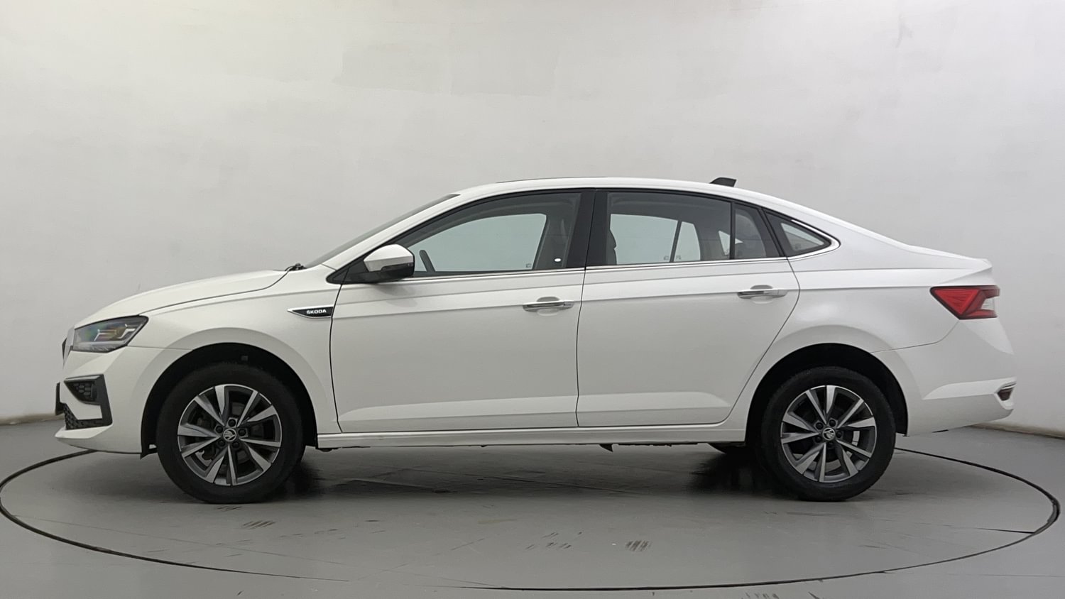 New Skoda Slavia exterior LEFT SIDE VIEW