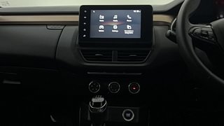 Used 2021 Renault Kiger RXT 1.0 Turbo MT Petrol Manual interior MUSIC SYSTEM & AC CONTROL VIEW