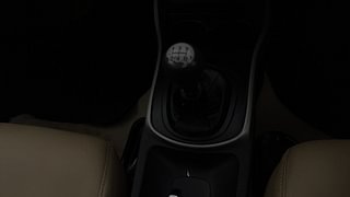 Used 2016 Honda City V Petrol Manual interior GEAR  KNOB VIEW
