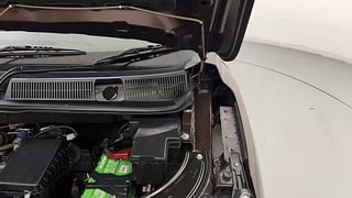 Used 2021 Renault Kiger RXT 1.0 Turbo MT Petrol Manual engine ENGINE LEFT SIDE HINGE & APRON VIEW