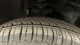 Used 2014 Maruti Suzuki Alto 800 Lxi Petrol Manual tyres RIGHT FRONT TYRE TREAD VIEW