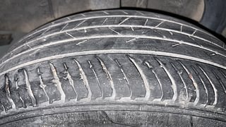Used 2021 Renault Kiger RXT 1.0 Turbo MT Petrol Manual tyres RIGHT REAR TYRE TREAD VIEW