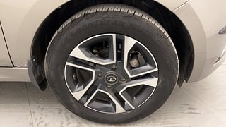 Used 2019 Tata Tigor Revotron XZA Petrol Automatic tyres RIGHT FRONT TYRE RIM VIEW