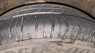 Used 2016 Maruti Suzuki Celerio ZXI (O) AMT Petrol Automatic tyres RIGHT FRONT TYRE TREAD VIEW
