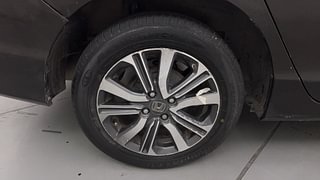Used 2017 Honda City V 4th Gen Petrol Manual tyres RIGHT REAR TYRE RIM VIEW