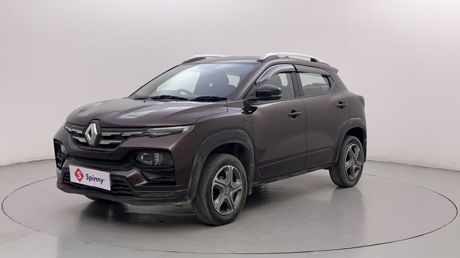 LEFT FRONT CORNER VIEW