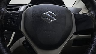 Used 2016 Maruti Suzuki Celerio ZXI (O) AMT Petrol Automatic top_features Airbags