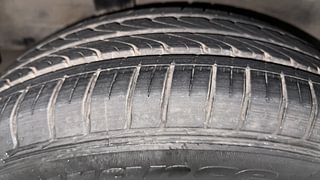 Used 2017 Honda City V 4th Gen Petrol Manual tyres RIGHT REAR TYRE TREAD VIEW