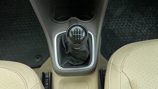 Used 2022 Volkswagen Vento Highline 1.0L TSI Petrol Manual interior GEAR  KNOB VIEW