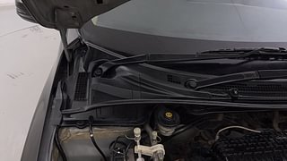 Used 2017 Honda City V 4th Gen Petrol Manual engine ENGINE RIGHT SIDE HINGE & APRON VIEW