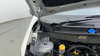 Used 2018 Datsun Redi-GO [2015-2019] T(O) 1.0 Petrol Manual engine ENGINE RIGHT SIDE HINGE & APRON VIEW