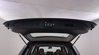 Used 2019 Mahindra XUV500 W9 Diesel Manual interior DICKY DOOR OPEN VIEW