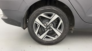 Used 2020 Hyundai Aura SX 1.2 (O) Petrol Petrol Manual tyres RIGHT REAR TYRE RIM VIEW