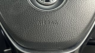 Used 2019 volkswagen Vento 1.5L Comfortline Diesel Diesel Manual top_features Airbags