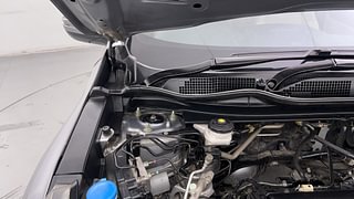 Used 2019 Honda CR-V [2018-2020] 2.0 CVT Petrol Petrol Automatic engine ENGINE RIGHT SIDE HINGE & APRON VIEW