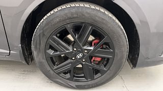 Used 2023 Hyundai Verna SX (O) 1.5 Turbo Petrol MT Petrol Manual tyres RIGHT FRONT TYRE RIM VIEW