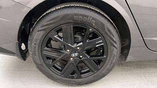 Used 2023 Hyundai Verna SX (O) 1.5 Turbo Petrol MT Petrol Manual tyres RIGHT REAR TYRE RIM VIEW