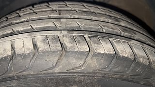 Used 2019 volkswagen Vento 1.5L Comfortline Diesel Diesel Manual tyres LEFT FRONT TYRE TREAD VIEW