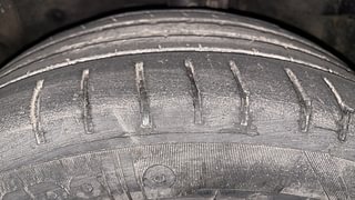 Used 2021 Ford Figo Titanium Petrol Petrol Manual tyres LEFT FRONT TYRE TREAD VIEW