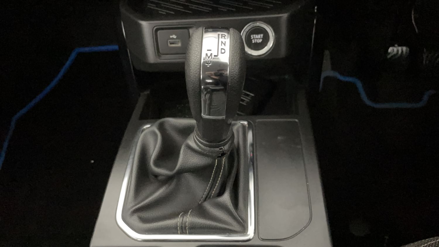 New Renault Kiger interior GEAR  KNOB VIEW