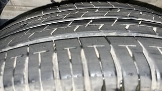 Used 2024 Maruti Suzuki Swift ZXi Petrol Manual tyres LEFT FRONT TYRE TREAD VIEW