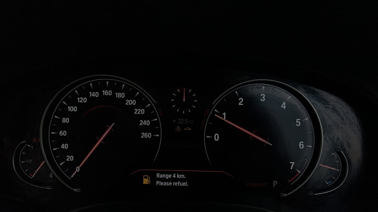 New BMW X3 interior CLUSTERMETER VIEW