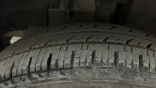 Used 2016 Renault Kwid [2017-2019] RXT 1.0 SCE Special Petrol Manual tyres LEFT FRONT TYRE TREAD VIEW