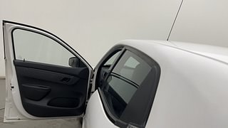 Used 2016 Renault Kwid [2017-2019] RXT 1.0 SCE Special Petrol Manual interior LEFT FRONT DOOR OPEN VIEW