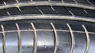 Used 2018 Maruti Suzuki Wagon R 1.0 VXI AMT Petrol Automatic tyres RIGHT FRONT TYRE TREAD VIEW