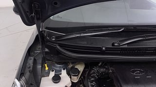 Used 2021 Hyundai Grand i10 Nios Sportz 1.2 Kappa VTVT CNG Petrol+cng Manual engine ENGINE RIGHT SIDE HINGE & APRON VIEW