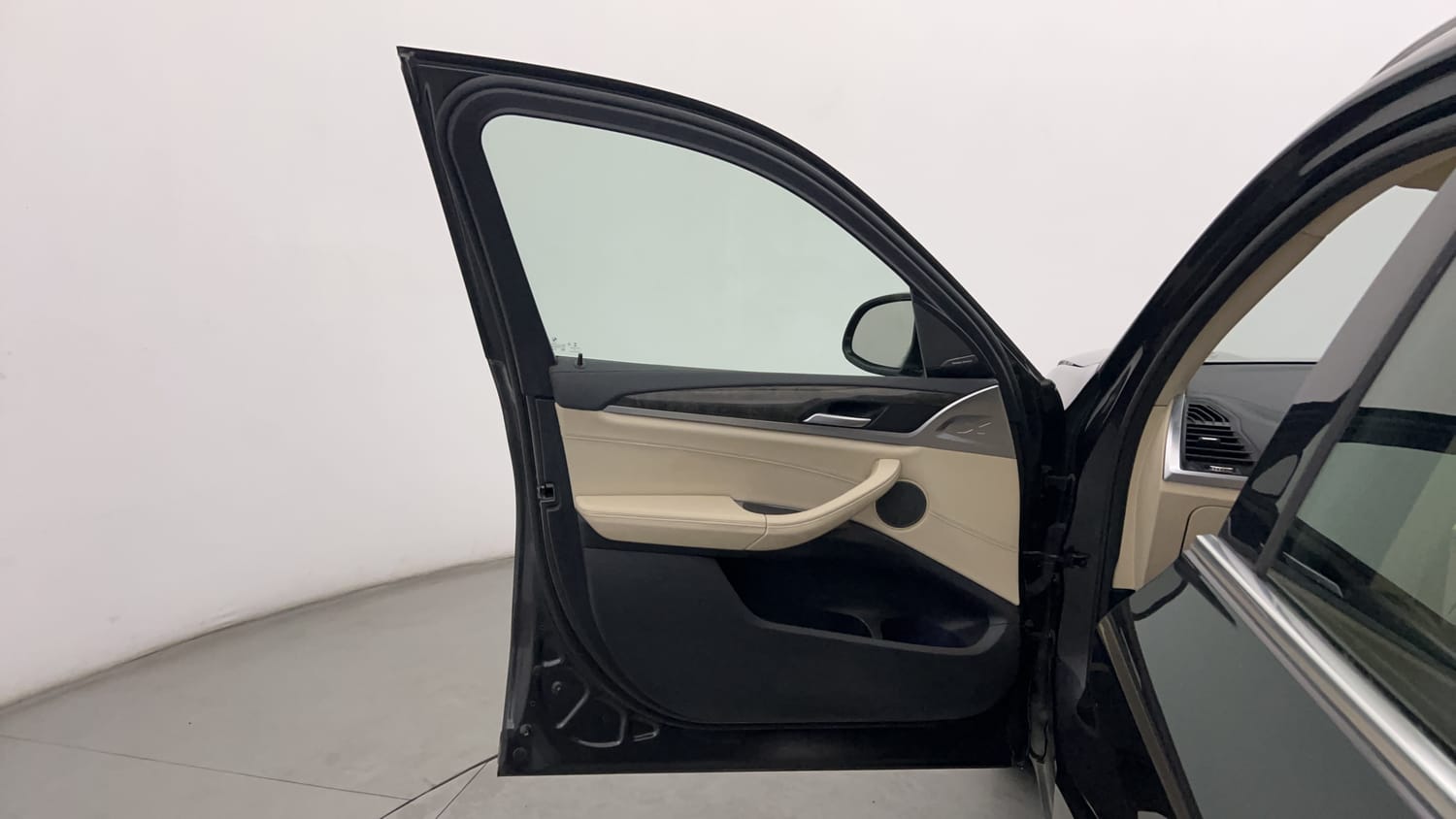 New BMW X3 interior LEFT FRONT DOOR OPEN VIEW