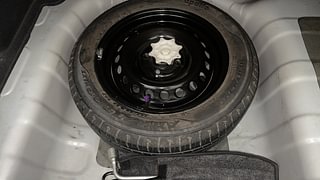 Used 2016 Hyundai Xcent SX 1.2 Petrol Manual tyres SPARE TYRE VIEW