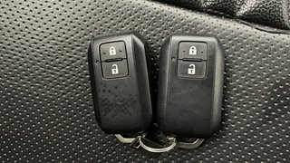 Used 2024 Maruti Suzuki Swift ZXi Petrol Manual extra CAR KEY VIEW