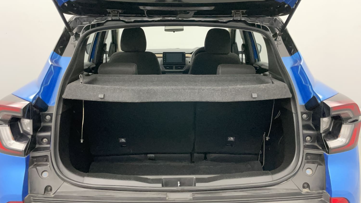 New Renault Kiger interior DICKY INSIDE VIEW