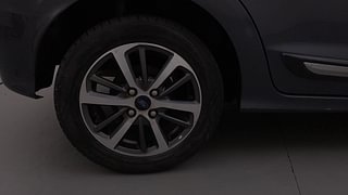 Used 2021 Ford Figo Titanium Petrol Petrol Manual tyres RIGHT REAR TYRE RIM VIEW