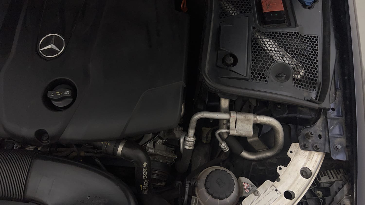 New Mercedes-Benz C-Class engine ENGINE LEFT SIDE VIEW