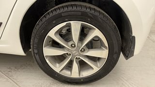 Used 2015 Hyundai Elite i20 Asta 1.2 Petrol Manual tyres LEFT REAR TYRE RIM VIEW