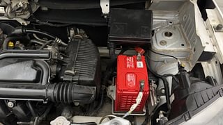 Used 2016 Renault Kwid [2017-2019] RXT 1.0 SCE Special Petrol Manual engine ENGINE LEFT SIDE VIEW