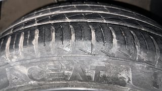 Used 2021 Hyundai Grand i10 Nios Sportz 1.2 Kappa VTVT CNG Petrol+cng Manual tyres RIGHT FRONT TYRE TREAD VIEW