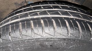 Used 2021 Hyundai Grand i10 Nios Sportz 1.2 Kappa VTVT CNG Petrol+cng Manual tyres LEFT REAR TYRE TREAD VIEW