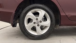 Used 2014 Honda City VX Petrol Manual tyres RIGHT REAR TYRE RIM VIEW