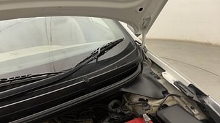 Used 2015 Hyundai Elite i20 Asta 1.2 Petrol Manual engine ENGINE LEFT SIDE HINGE & APRON VIEW
